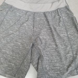Lululemon Men's Large shorts